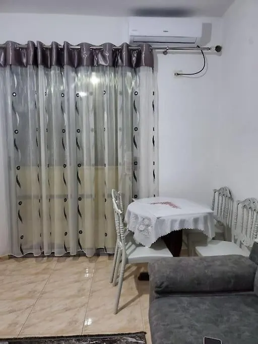 Emiliano'S Apartments Shengjin