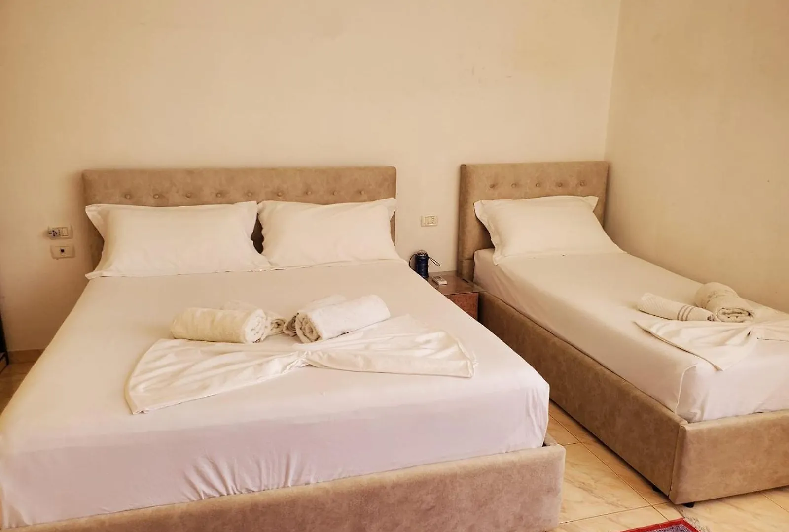 Emiliano'S Apartments Shëngjin